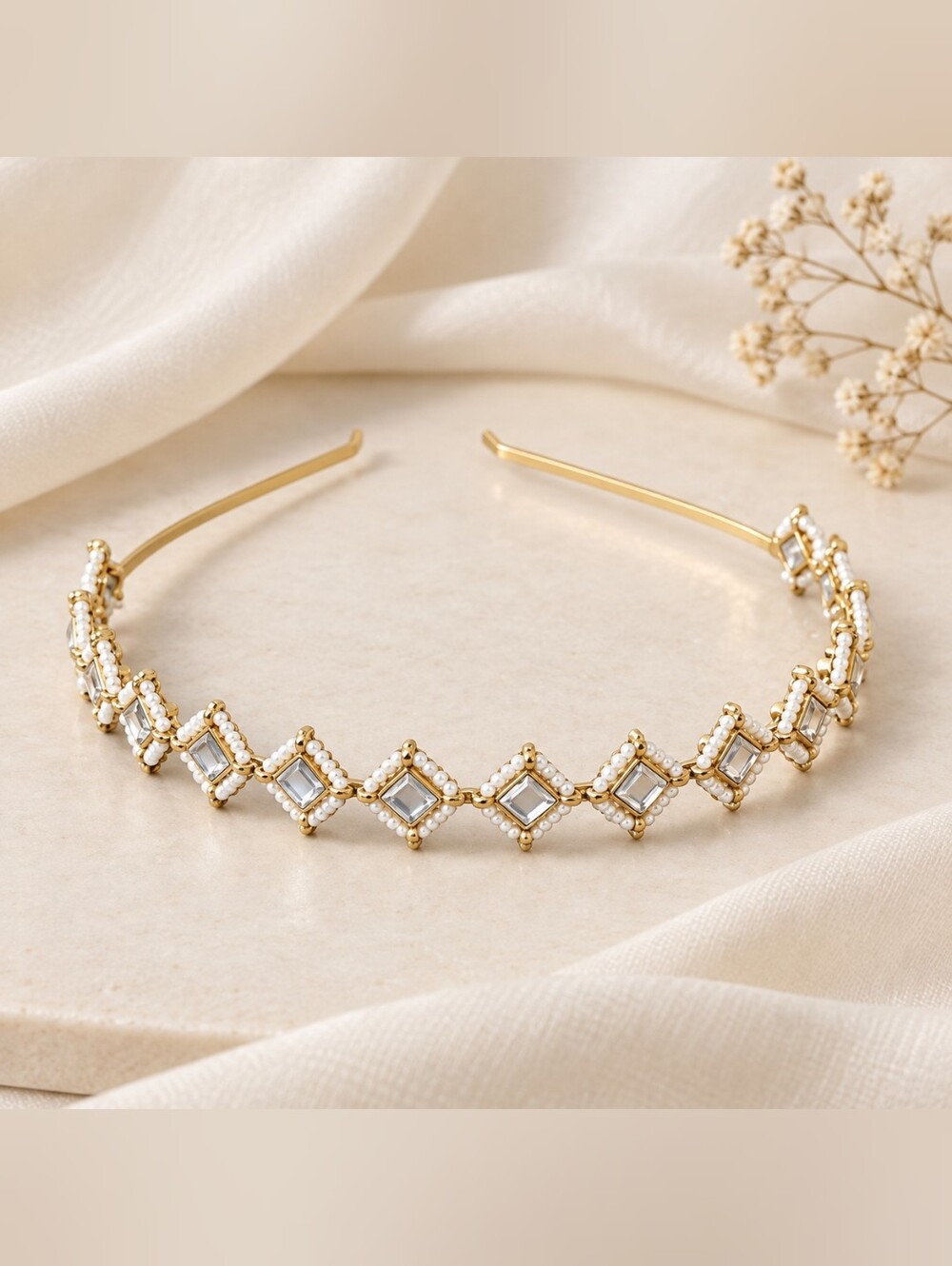 Gold-Tone Kundan Diamond Hairband with Pearl Detailing